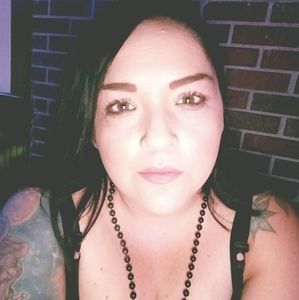 Meet your Posher, Marissa